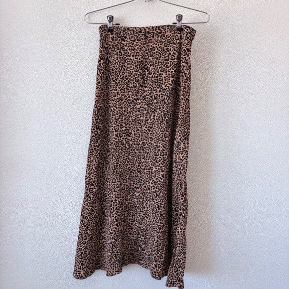 Reformation Leopard Print Midi Slip Skirt Tan Black Viscose Blend Size 2 - Picture 4 of 7